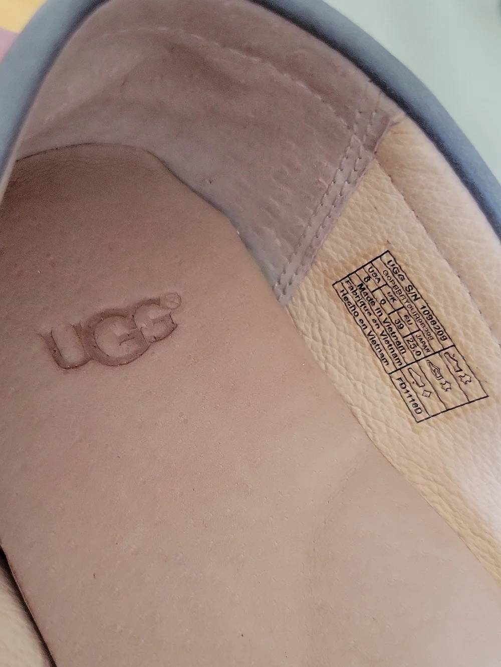 UGG soft nubuck